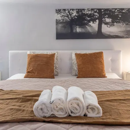 Apartment Superb Cozy In The Heart Of *