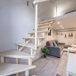 Superb Cozy In The Heart Of 아파트
