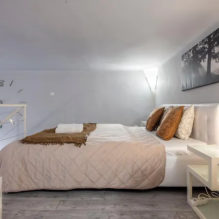 Superb Cozy In The Heart Of Lägenhet