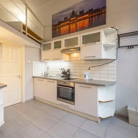 Apartament Superb Cozy In The Heart Of