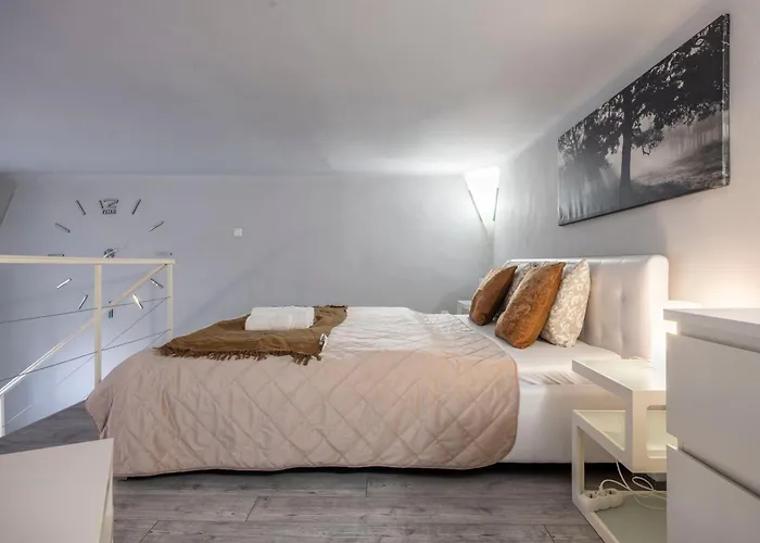 Superb Cozy In The Heart Of Lägenhet