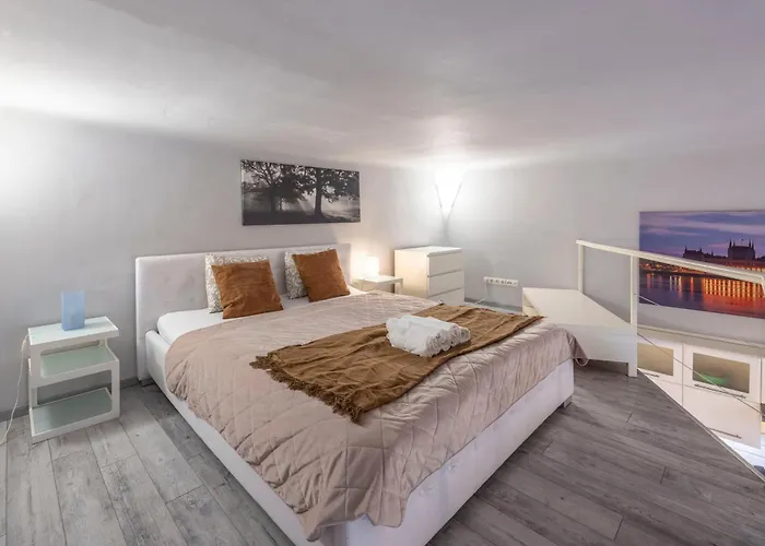Apartament Superb Cozy In The Heart Of Budapesta