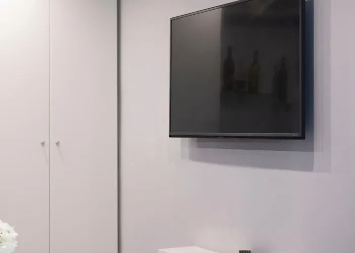 Superb Cozy In The Heart Of Apartament